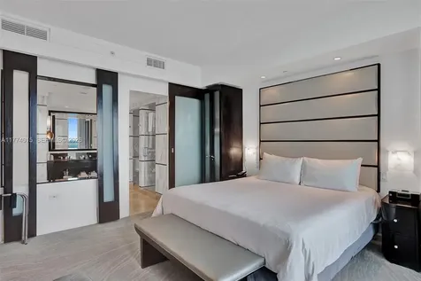 4391 Collins Avenue Miami Beach FL 33140