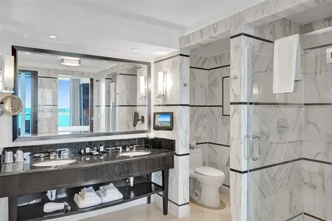 4391 Collins Avenue Miami Beach FL 33140