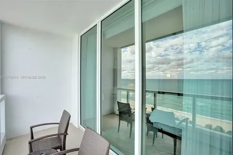 4391 Collins Avenue Miami Beach FL 33140