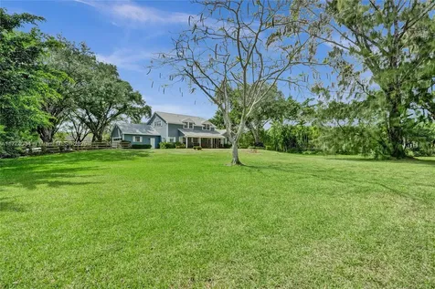 920 NW 121st Avenue Plantation FL 33325