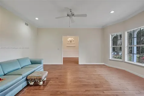920 NW 121st Avenue Plantation FL 33325