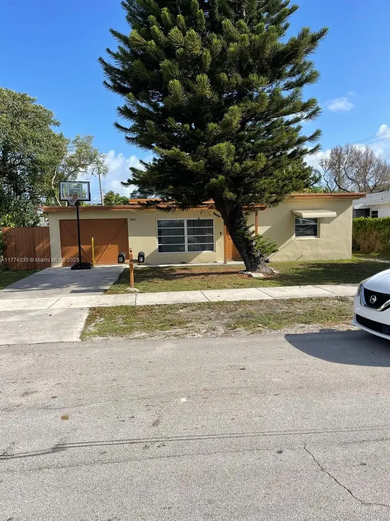 2801 Mayo Street Hollywood FL 33020