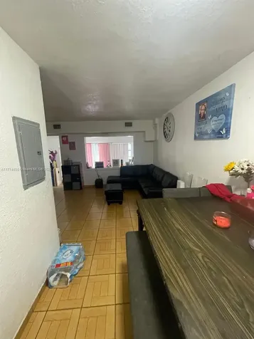2801 Mayo Street Hollywood FL 33020