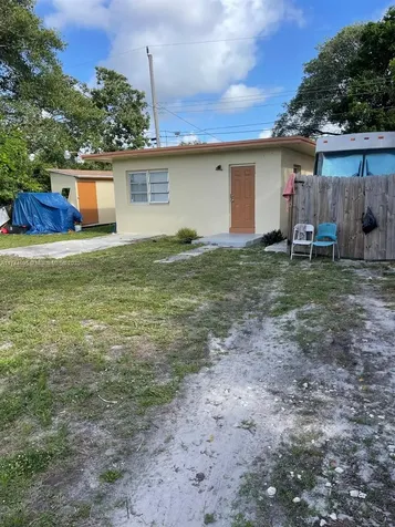 2801 Mayo Street Hollywood FL 33020
