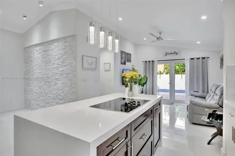 15122 NW 91st Court Miami Lakes FL 33018