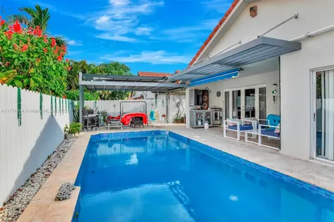 15122 NW 91st Court Miami Lakes FL 33018
