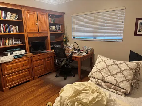 14679 Glencairn Road Miami Lakes FL 33016
