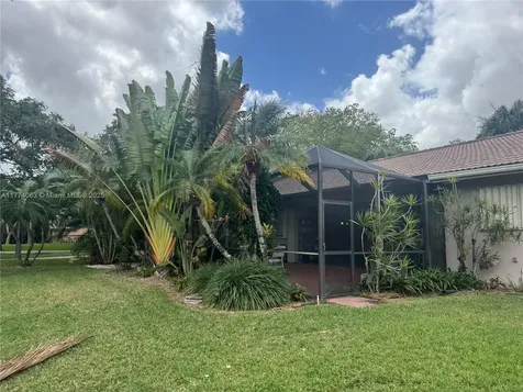 14679 Glencairn Road Miami Lakes FL 33016