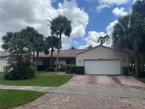 14679 Glencairn Road Miami Lakes FL 33016