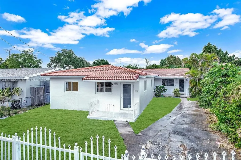 2775 NW 31st Street Miami FL 33142