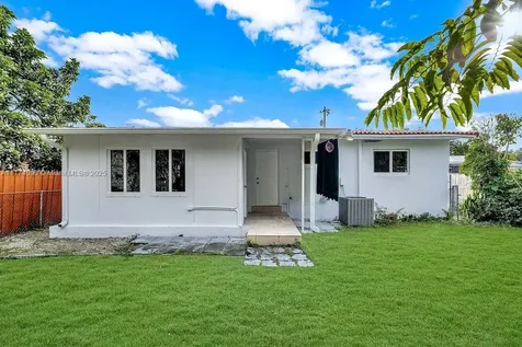 2775 NW 31st Street Miami FL 33142