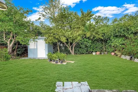 2775 NW 31st Street Miami FL 33142