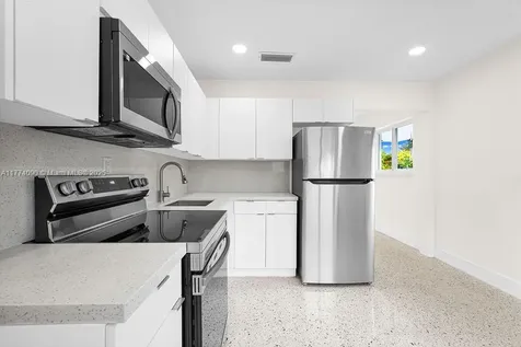 2775 NW 31st Street Miami FL 33142