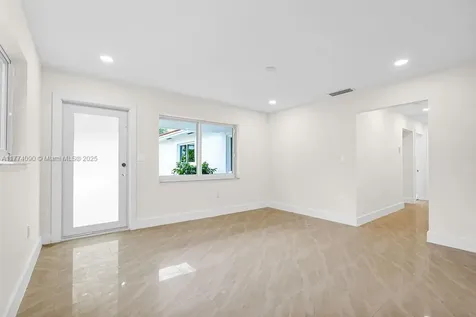 2775 NW 31st Street Miami FL 33142