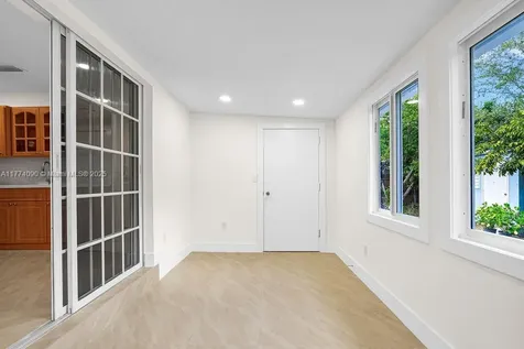 2775 NW 31st Street Miami FL 33142