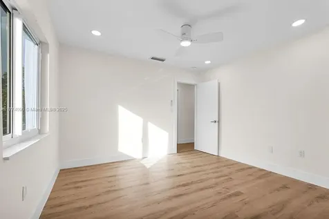 2775 NW 31st Street Miami FL 33142