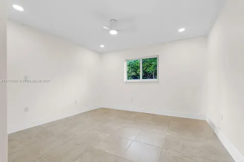 2775 NW 31st Street Miami FL 33142