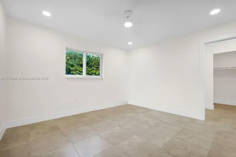 2775 NW 31st Street Miami FL 33142