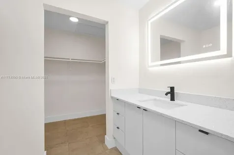 2775 NW 31st Street Miami FL 33142