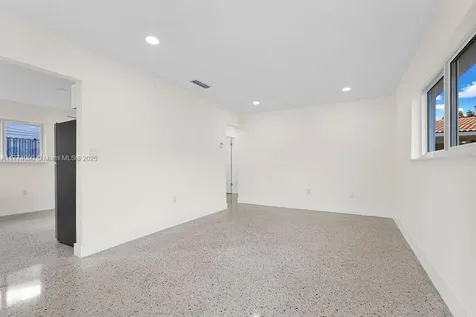 2775 NW 31st Street Miami FL 33142