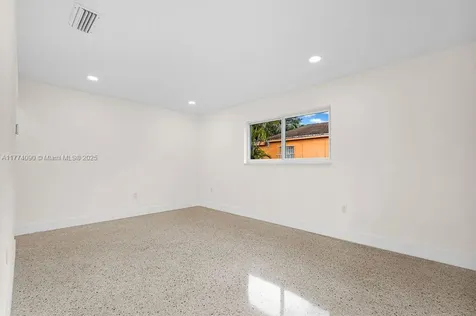2775 NW 31st Street Miami FL 33142