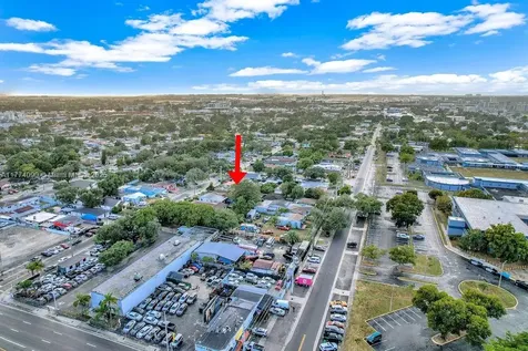 2775 NW 31st Street Miami FL 33142