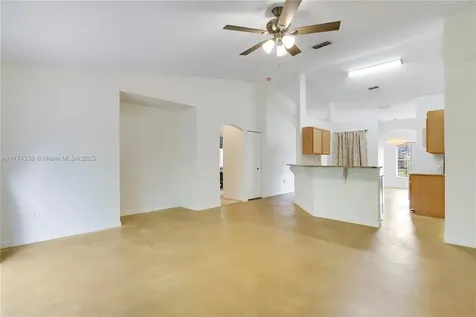 2949 SE Buccaneer Circle Port St. Lucie FL 34952