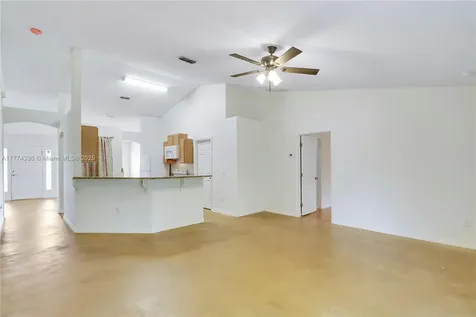 2949 SE Buccaneer Circle Port St. Lucie FL 34952