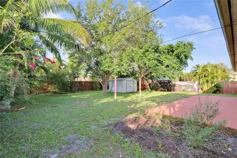 2949 SE Buccaneer Circle Port St. Lucie FL 34952