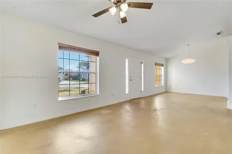 2949 SE Buccaneer Circle Port St. Lucie FL 34952