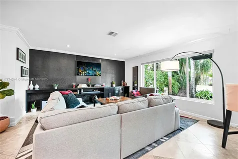 241 NW 24th Street Wilton Manors FL 33311