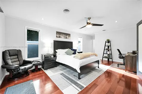 241 NW 24th Street Wilton Manors FL 33311