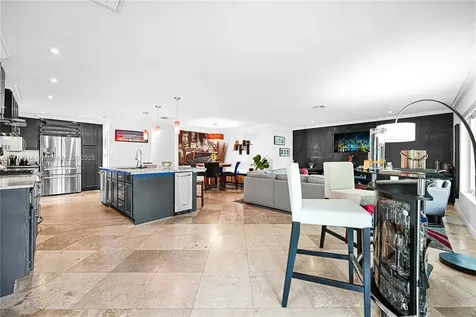 241 NW 24th Street Wilton Manors FL 33311