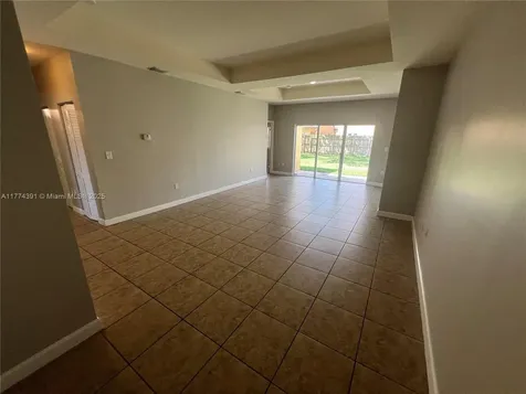 2734 NE 42nd Avenue Homestead FL 33033