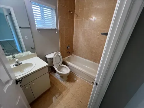 2734 NE 42nd Avenue Homestead FL 33033