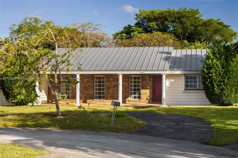 8265 SW 184th Terrace Cutler Bay FL 33157