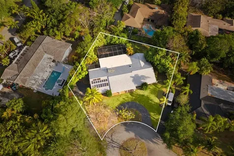 8265 SW 184th Terrace Cutler Bay FL 33157