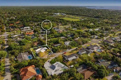 8265 SW 184th Terrace Cutler Bay FL 33157