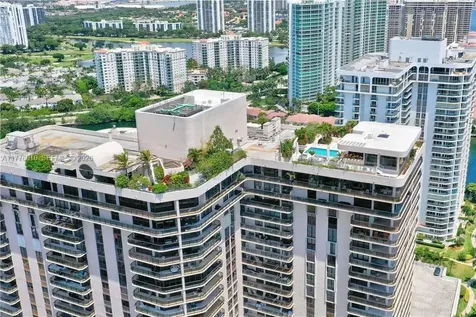19667 Turnberry Way Aventura FL 33180