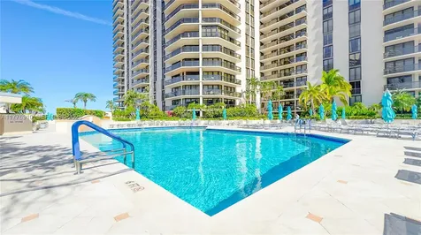 19667 Turnberry Way Aventura FL 33180