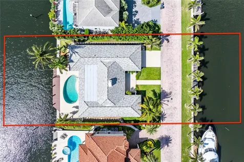 872 NE 79 Boca Raton FL 33487