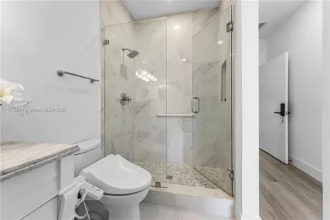 872 NE 79 Boca Raton FL 33487