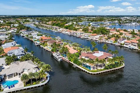 872 NE 79 Boca Raton FL 33487