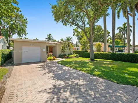 1146 Lincoln Street Hollywood FL 33019