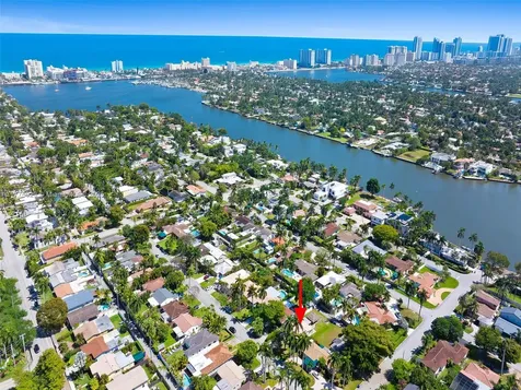 1146 Lincoln Street Hollywood FL 33019