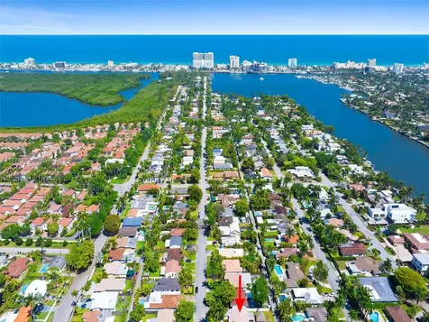 1146 Lincoln Street Hollywood FL 33019