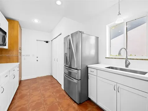 1146 Lincoln Street Hollywood FL 33019