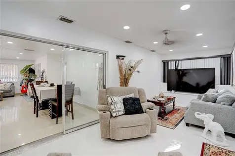 10610 SW 203rd Terrace Cutler Bay FL 33189