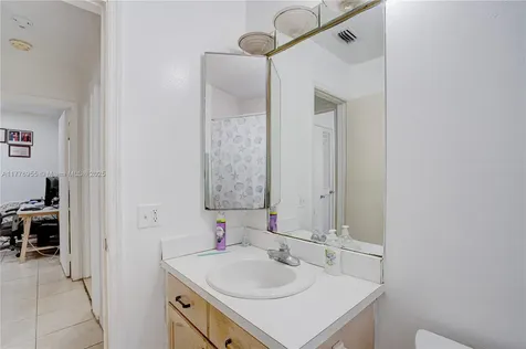 10610 SW 203rd Terrace Cutler Bay FL 33189