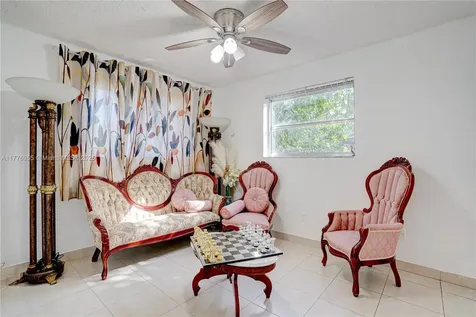 10610 SW 203rd Terrace Cutler Bay FL 33189